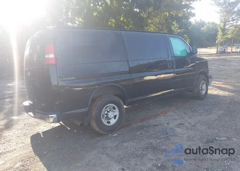 2016 Chevrolet Express G2500 Work Van из США, поврежденный, VIN 1GCWGAFF5G1156045